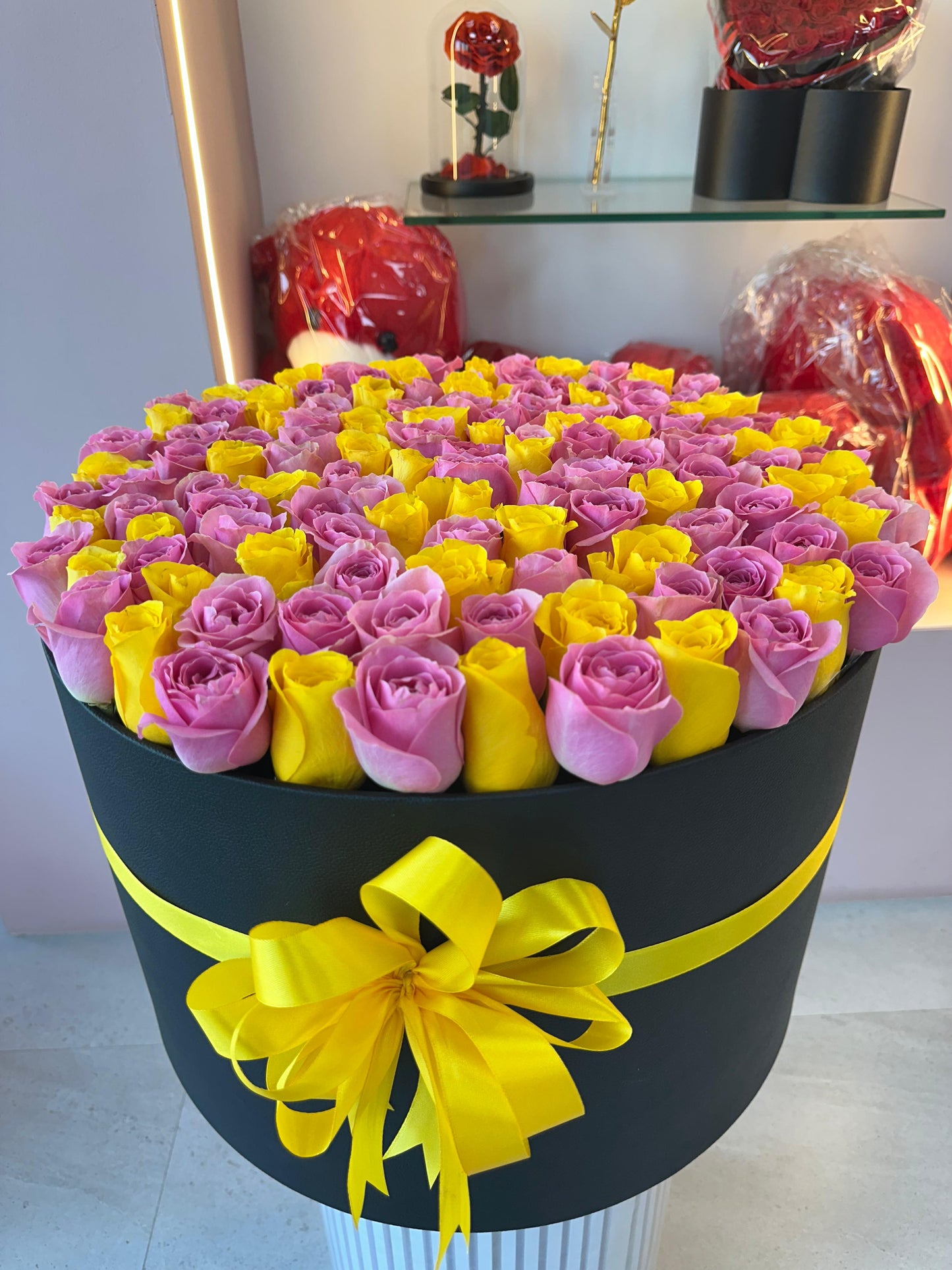 100 Roses Box