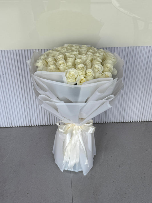 50 White Roses