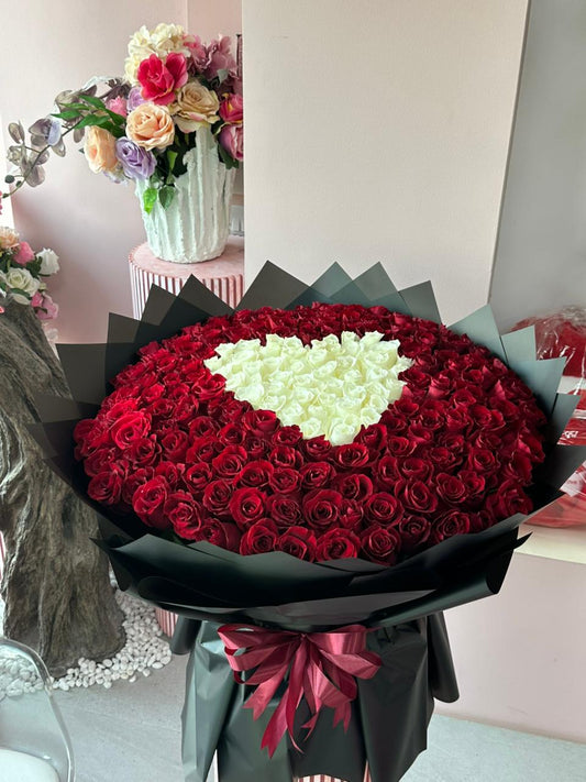 200 Red & White Roses